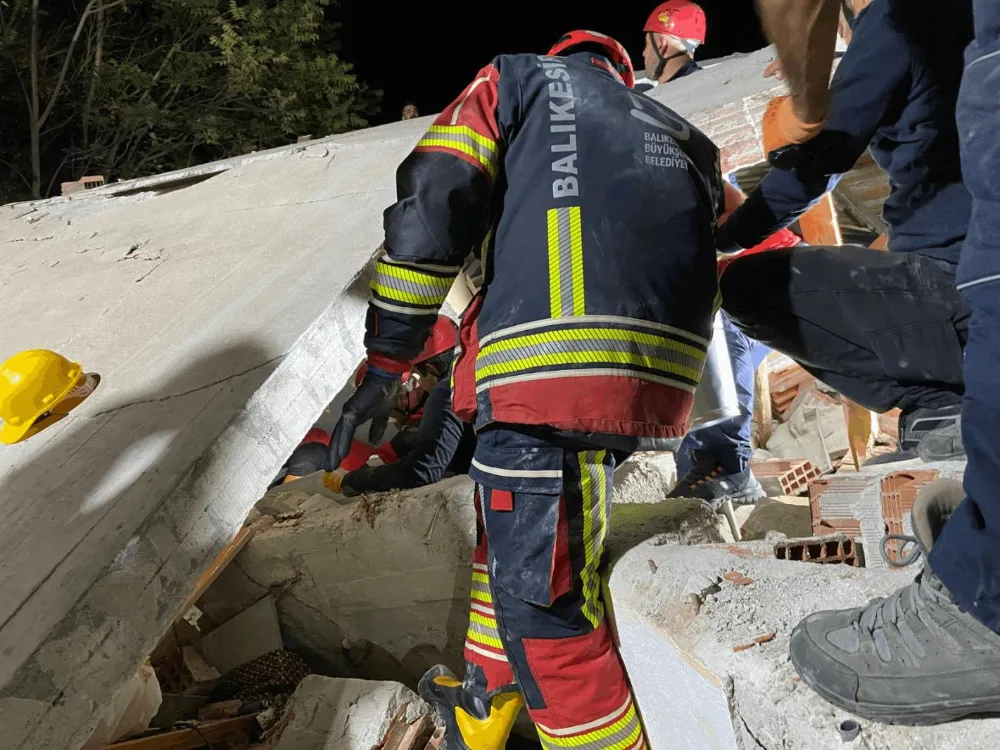 Büyükşehir 192 Araç ve 516 Personelle Deprem Bölgesinde
